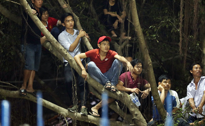 Bình Phước vỡ sân khi Công Phượng, Xuân Trường đến thi đấu